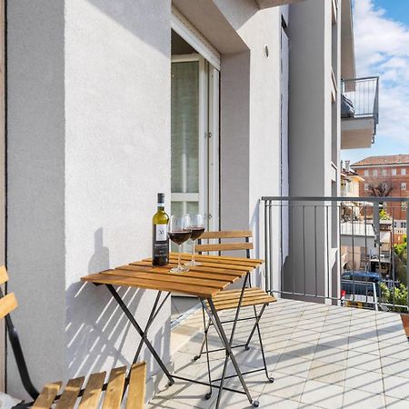 Appartamento Centrale Con Parcheggio E Wi-Fi Gratuito Ac Alba  Bagian luar foto